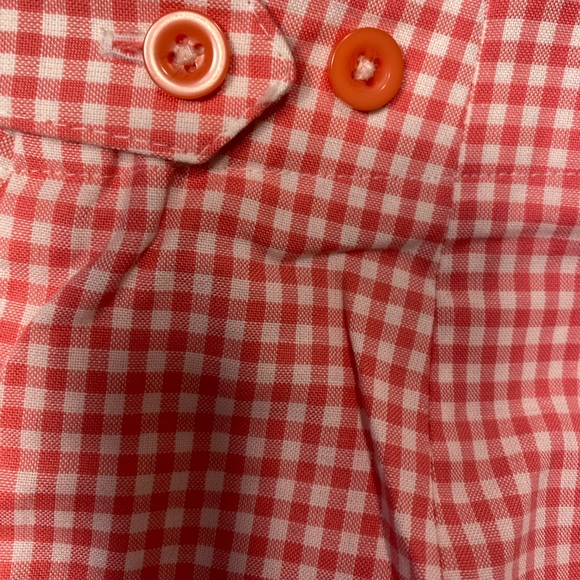 New Liz Claiborne coral gingham shorts!💛🧡 - Picture 5 of 5